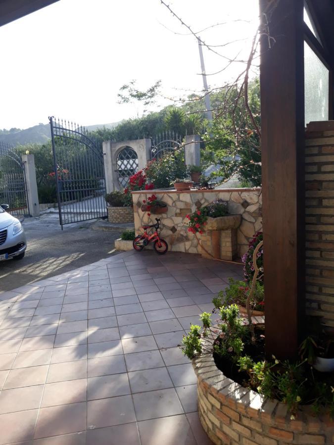 コルレオーネ La Casa Di Bia Bed & Breakfast エクステリア 写真